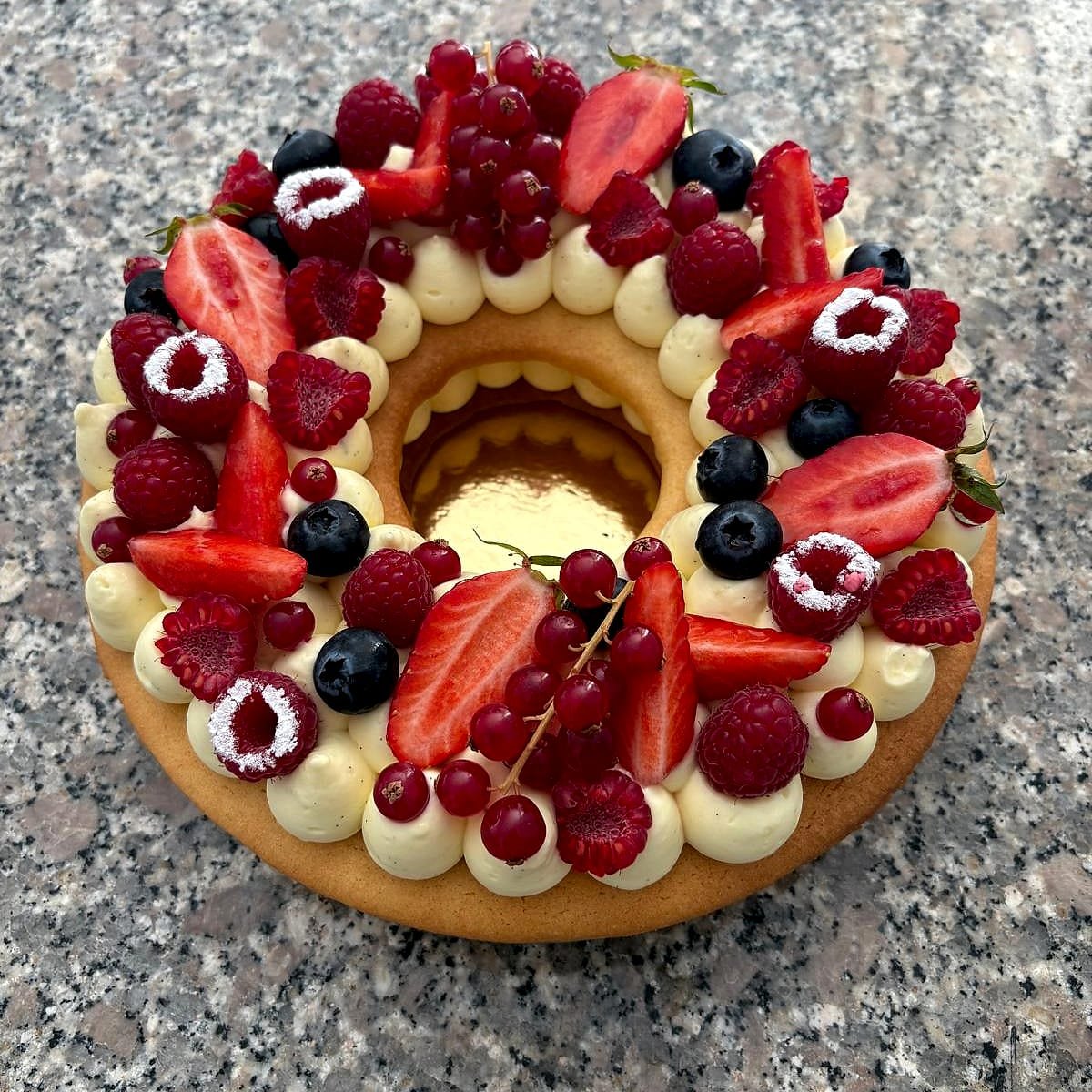 Couronne aux fruits rouges
