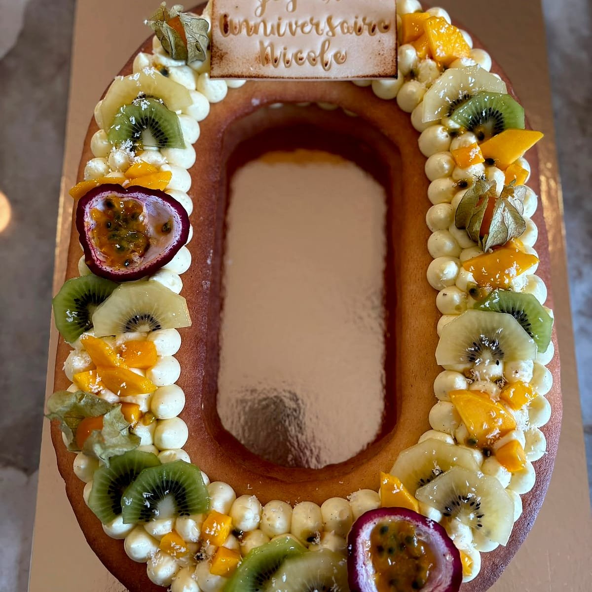 Number cake 0 aux fruits exotiques, kiwi et fruit de la passion